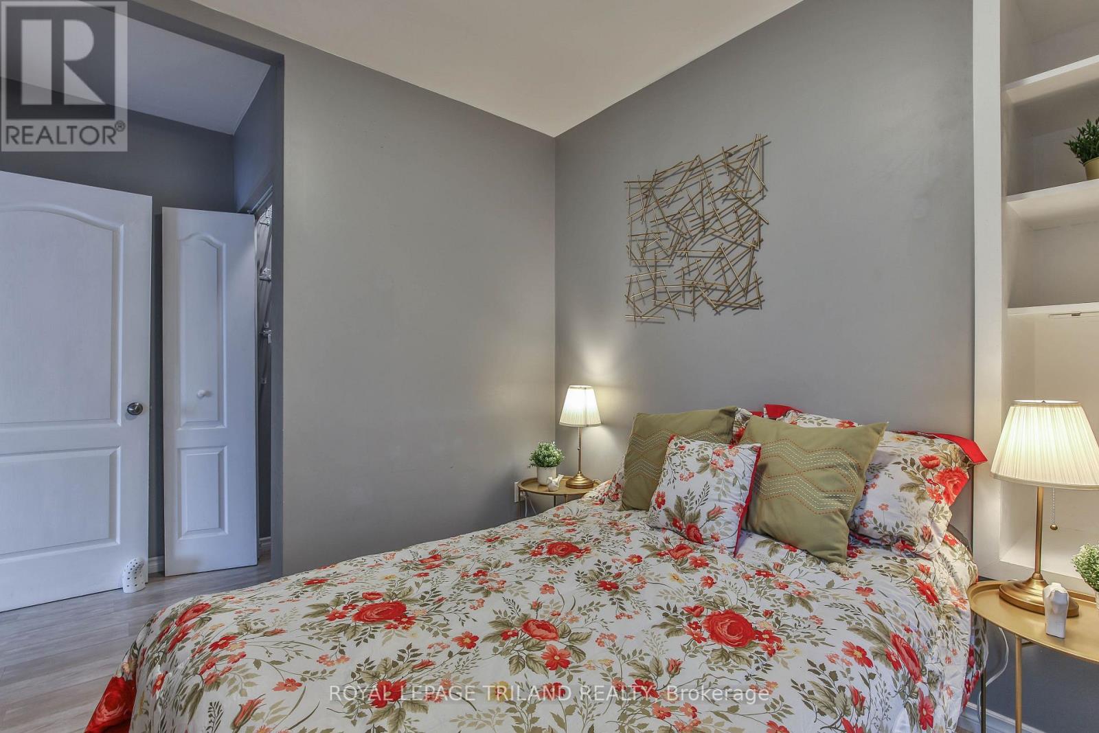 812 Adelaide Street N, London East, Ontario  N5Y 2L9 - Photo 23 - X12066523