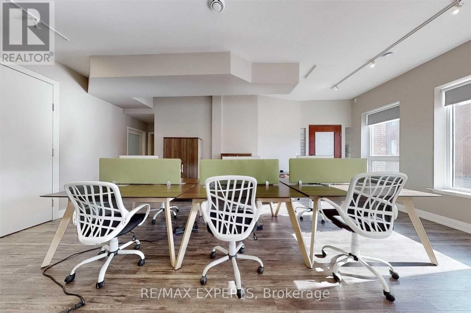 18 (Entire Property) - 30 Wertheim Court, Richmond Hill (Beaver Creek Business Park), Ontario  L4B 1B9 - Photo 6 - N12075525