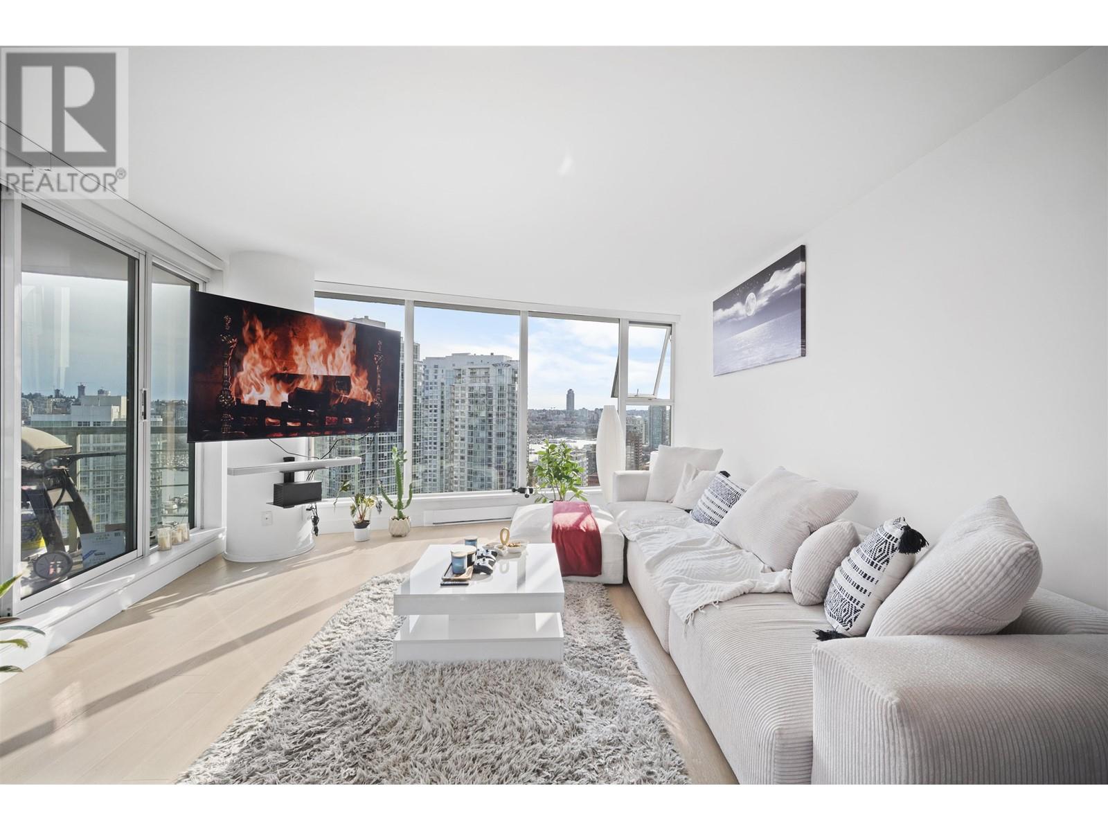 2906 1008 Cambie Street, Vancouver, British Columbia  V6B 6J7 - Photo 2 - R2989014