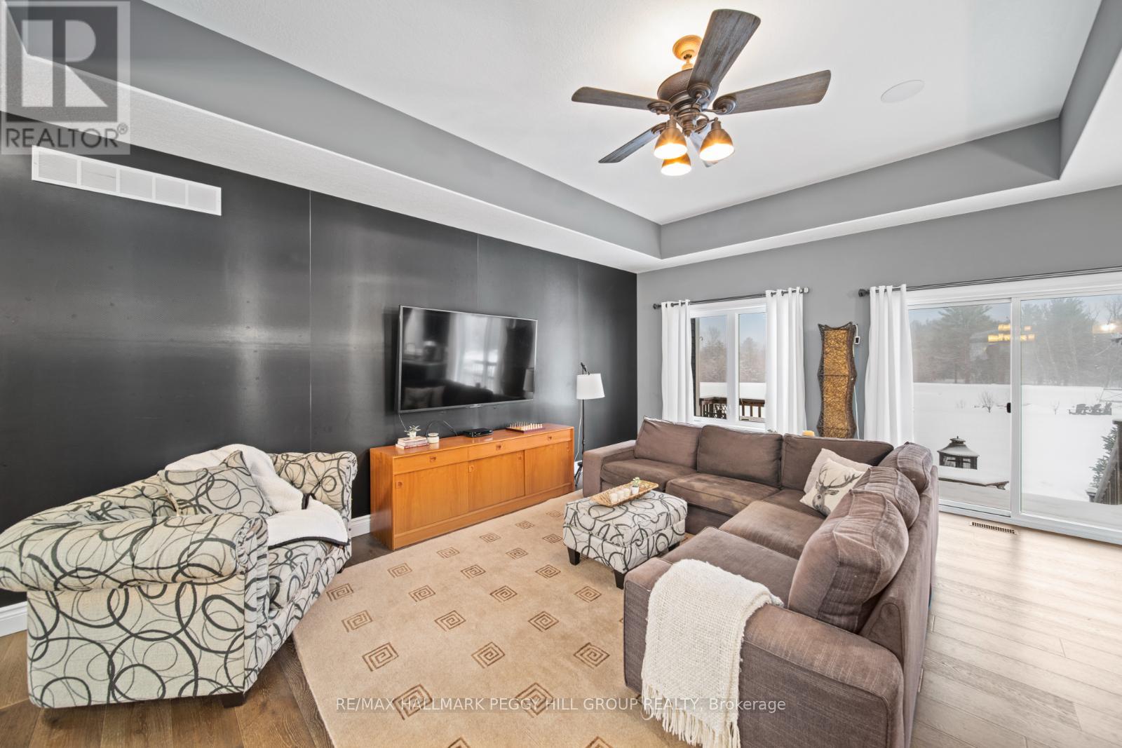 Property at 2085 WARMINSTER ROAD image 4