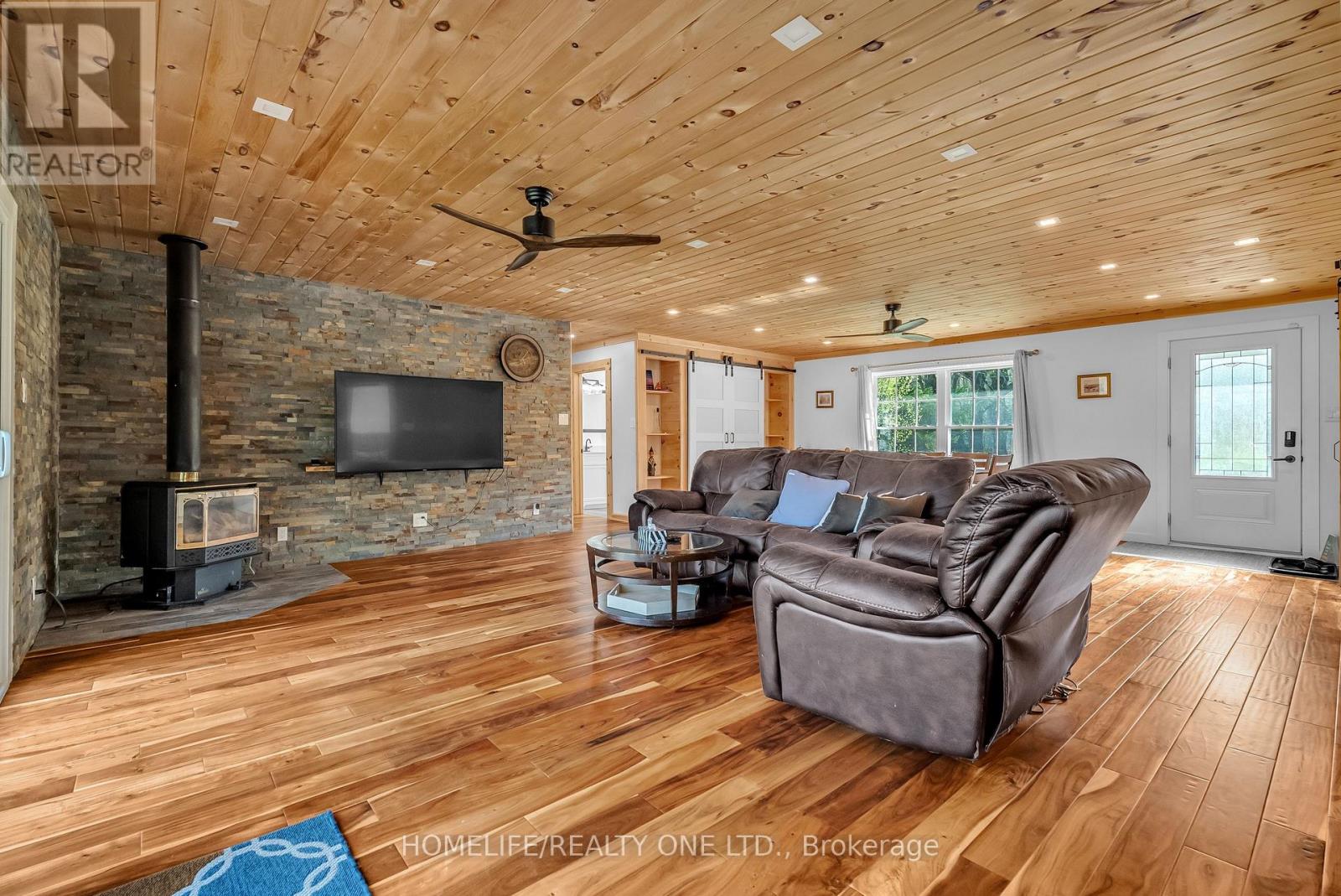 4055 Glen Cedar Drive, Ramara, Ontario  L3V 6H7 - Photo 20 - S12075586
