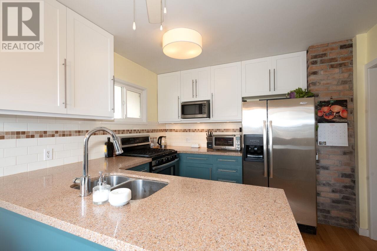 4317 Dundas Street, Burnaby, British Columbia  V5C 1B4 - Photo 7 - R2986650