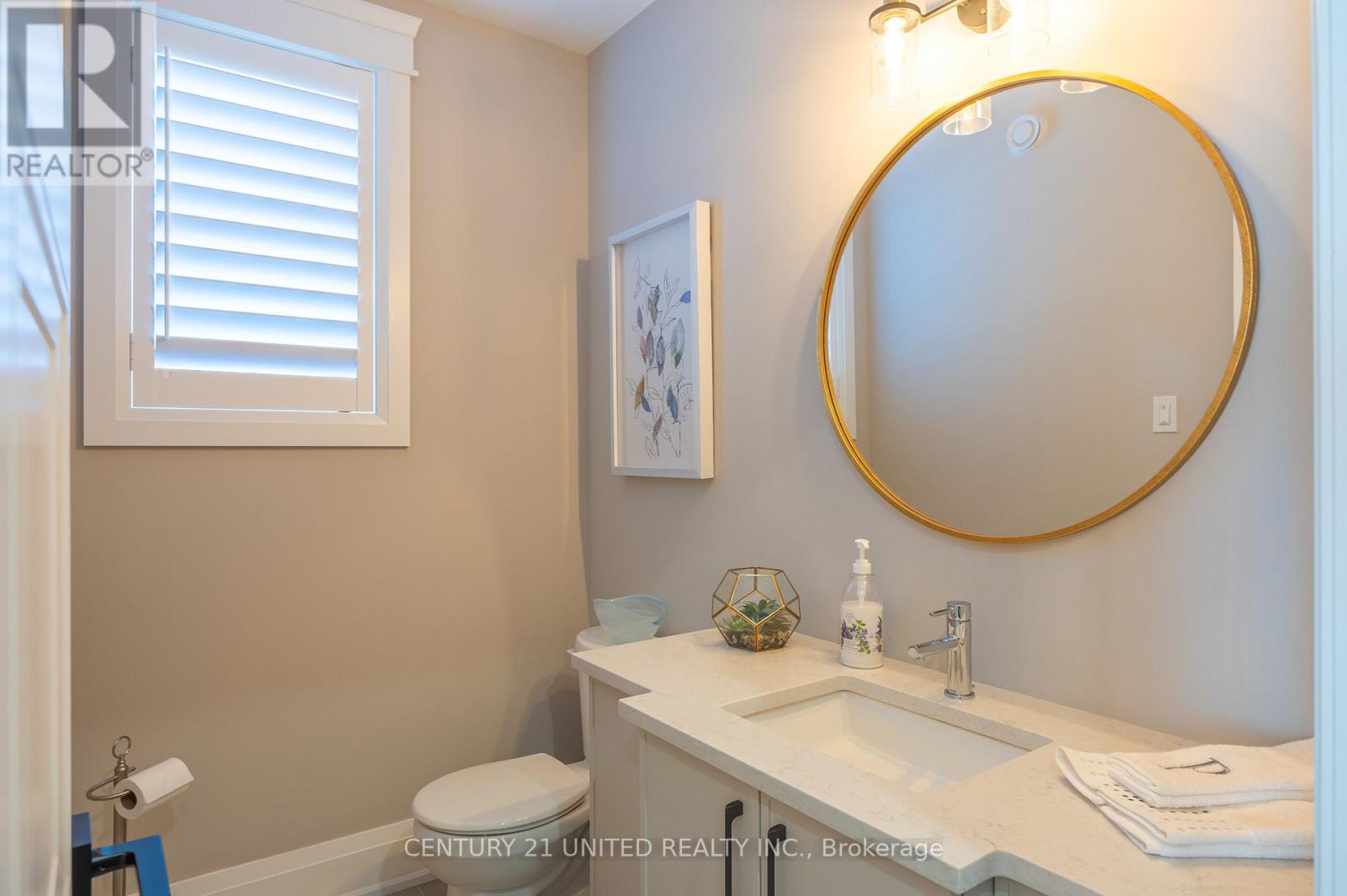 Property at 56 YORK DRIVE image 5
