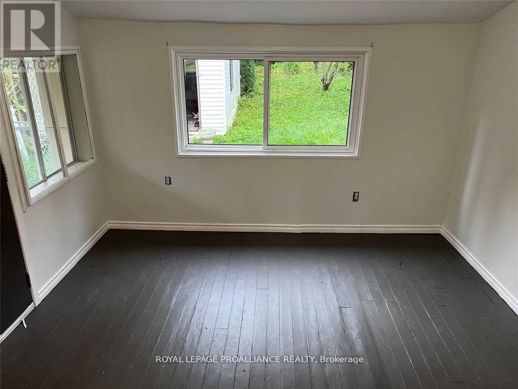 90-92 Cavan Street, Port Hope, Ontario  L1A 3B7 - Photo 14 - X12075705