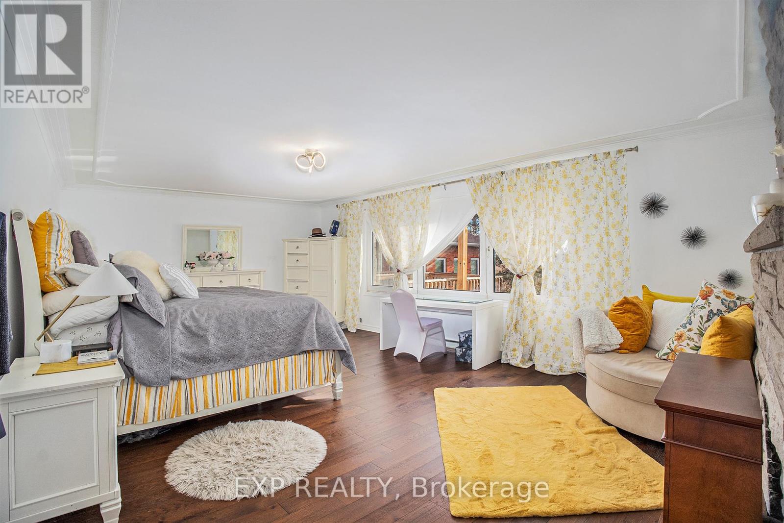 8411 Russell Road, Ottawa, Ontario  K4B 0J7 - Photo 14 - X12075637