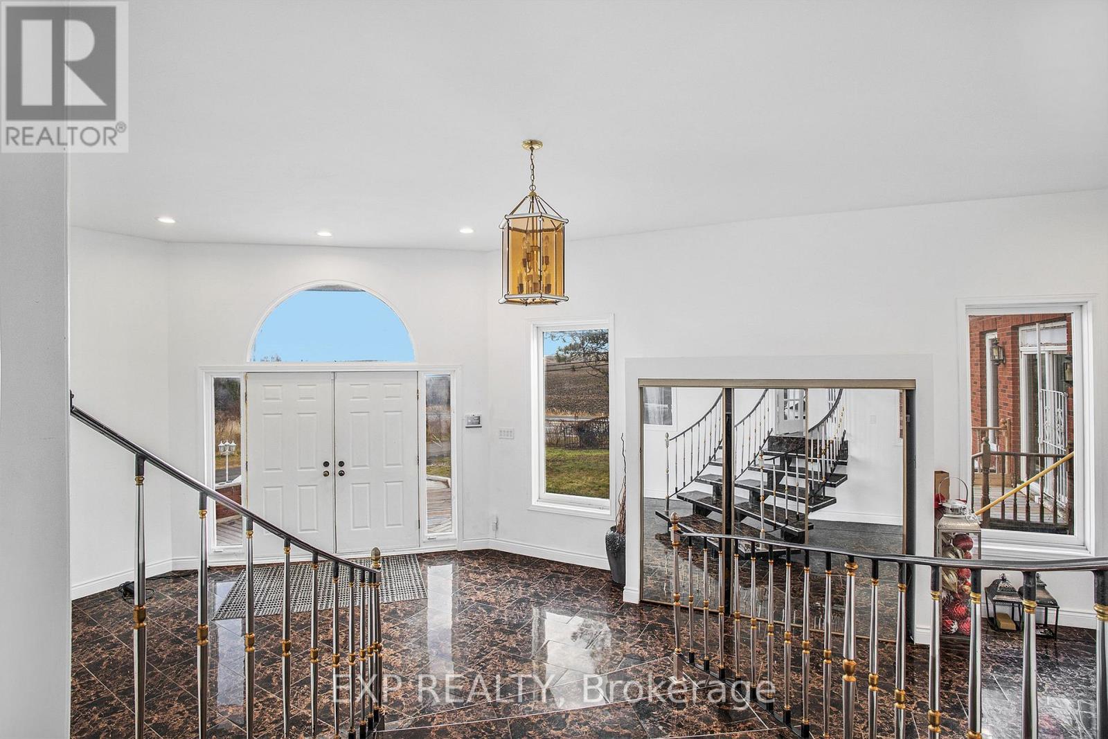 8411 Russell Road, Ottawa, Ontario  K4B 0J7 - Photo 2 - X12075637
