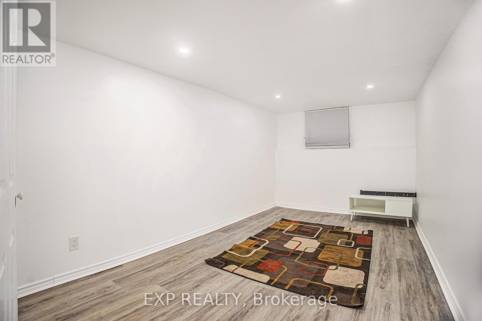 8411 Russell Road, Ottawa, Ontario  K4B 0J7 - Photo 25 - X12075637