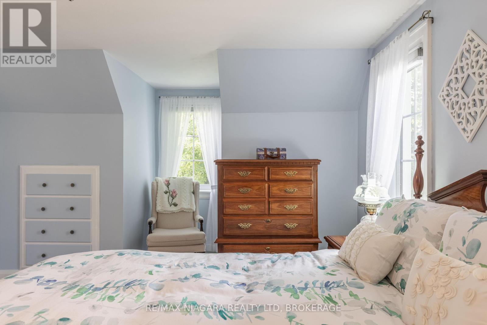 368 Linwell Road, St. Catharines, Ontario  L2M 2P2 - Photo 18 - X12075657