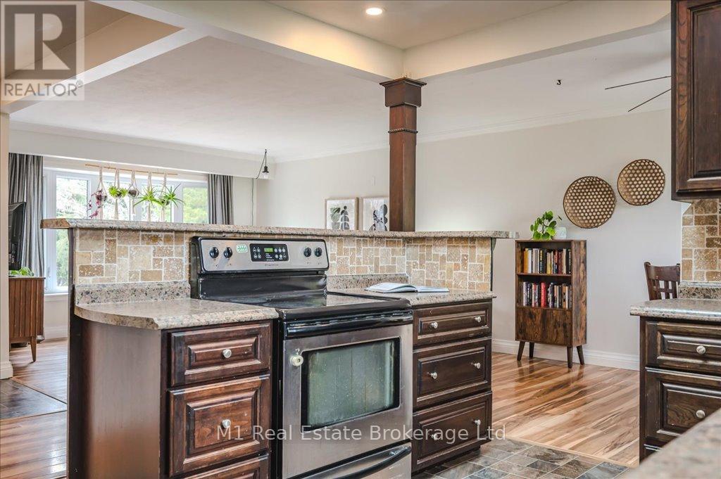 5767 Second Line E, Guelph/eramosa, Ontario  N0B 1B0 - Photo 14 - X12075633