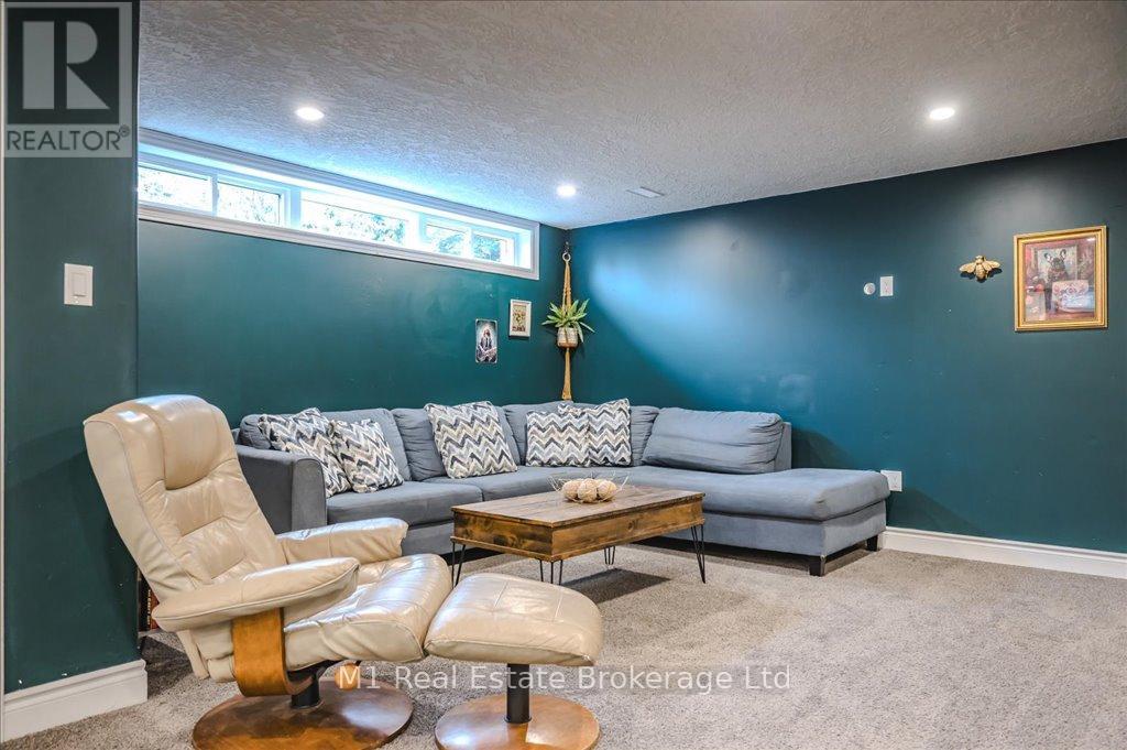 5767 Second Line E, Guelph/eramosa, Ontario  N0B 1B0 - Photo 32 - X12075633