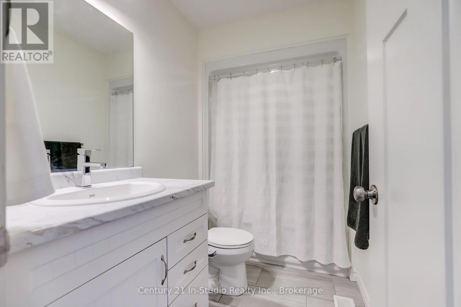 439 Ridge Street, Saugeen Shores, Ontario  N0H 2C1 - Photo 24 - X12075667