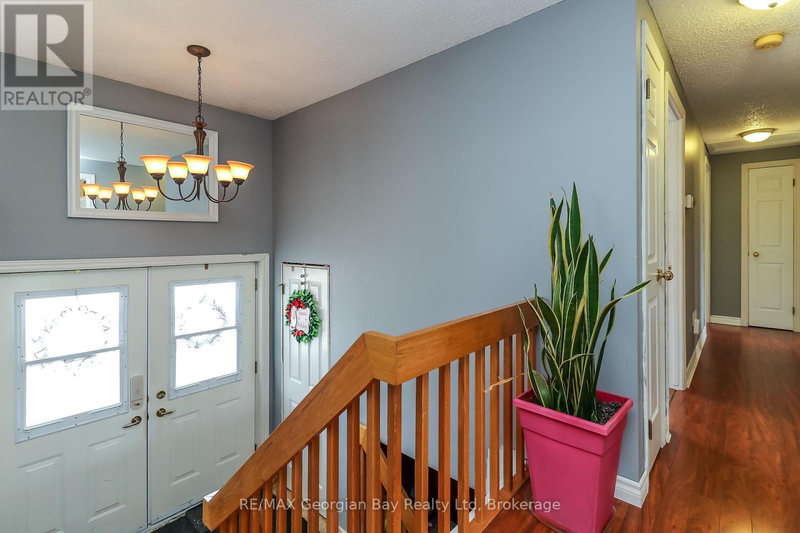 117 Bay Street, Tay, Ontario  L0K 2A0 - Photo 6 - S12075225
