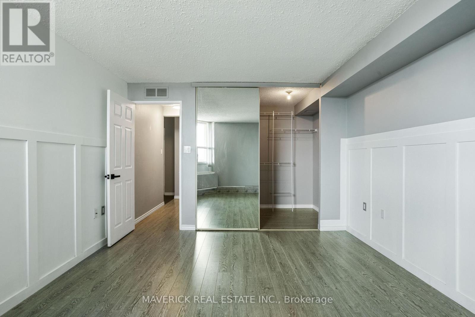 1405 - 323 Colborne Street, London, Ontario  N6B 3N8 - Photo 9 - X12075494
