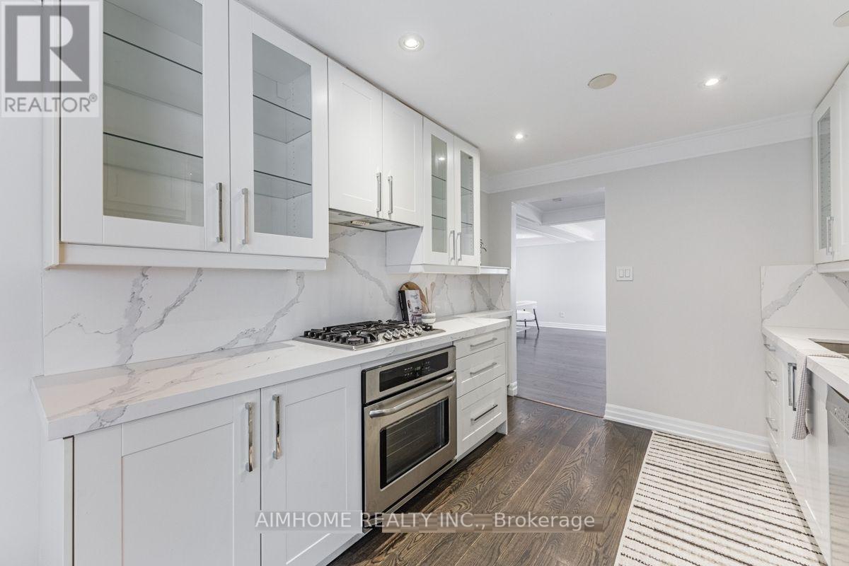 51 Royal Orchard Boulevard, Markham, Ontario  L3T 3C7 - Photo 10 - N12075679