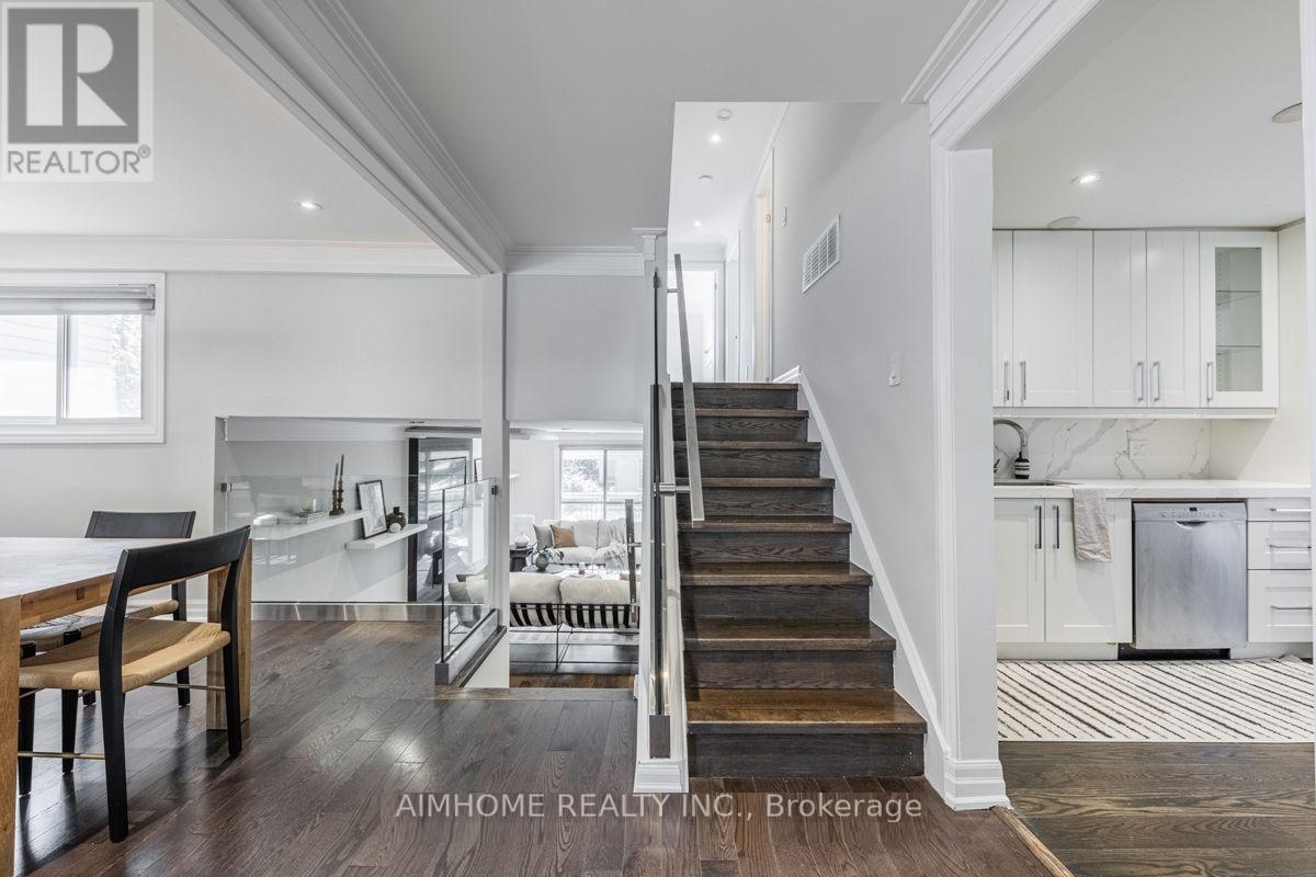 51 Royal Orchard Boulevard, Markham, Ontario  L3T 3C7 - Photo 13 - N12075679
