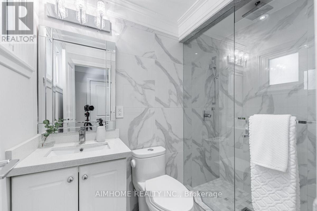 51 Royal Orchard Boulevard, Markham, Ontario  L3T 3C7 - Photo 26 - N12075679