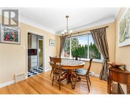 1456 Thurlow Rd, Victoria property photo listing 993460 for sale