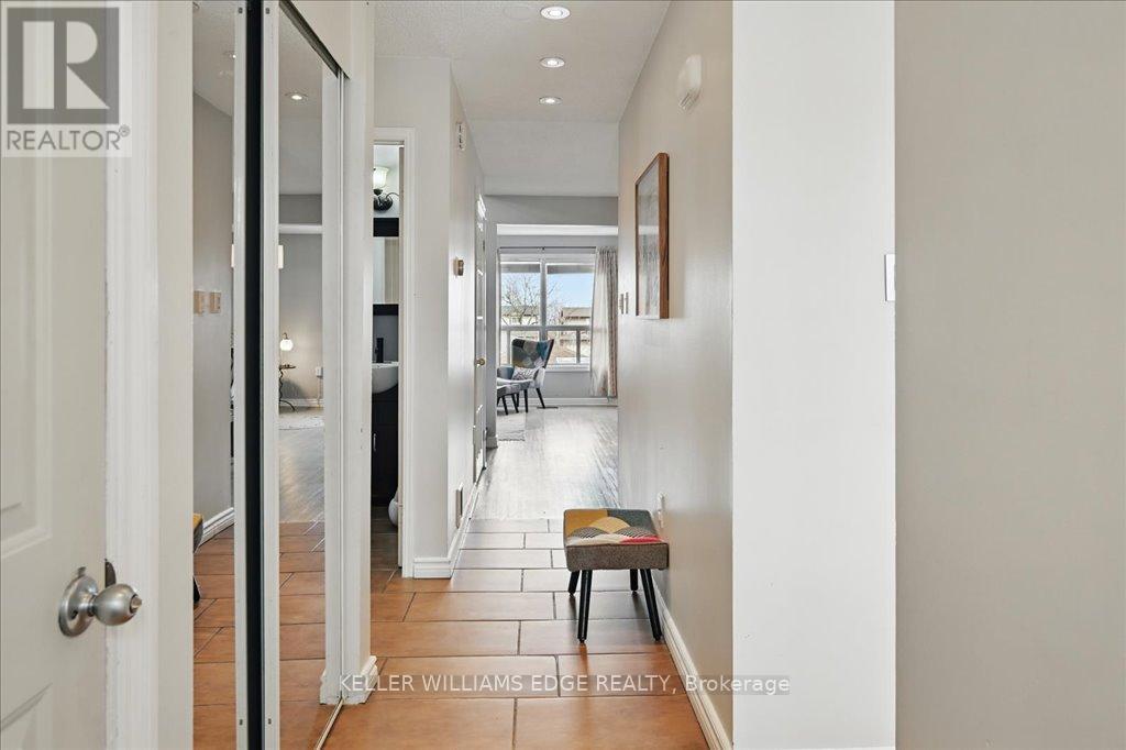 Property at 2338 MALCOLM CRESCENT image 3