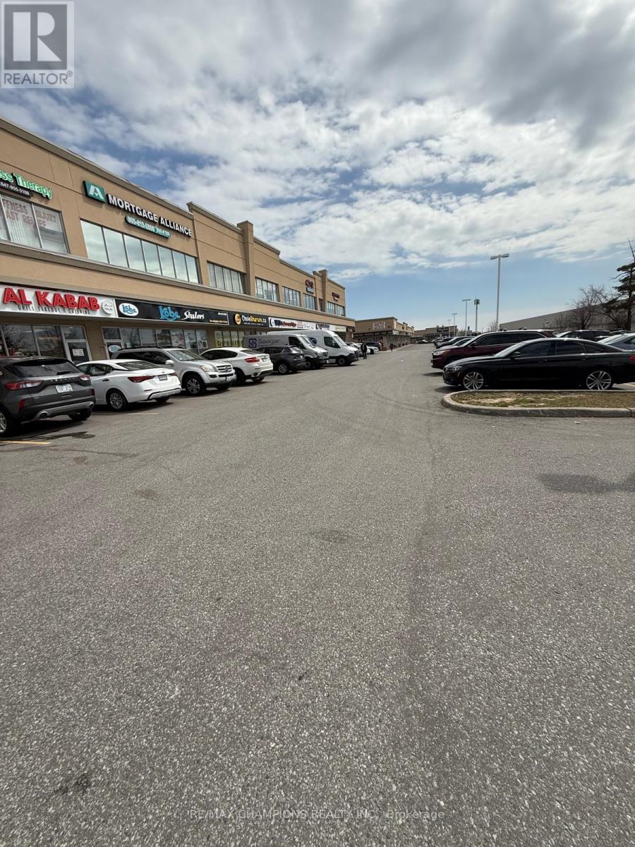 206 - 808 Britannia Road W, Mississauga (East Credit), Ontario  L5V 0A7 - Photo 2 - W12075649