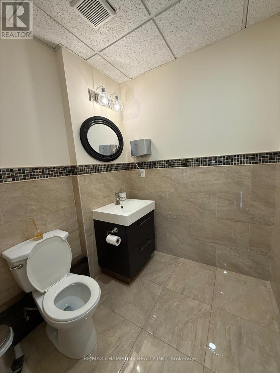 206 - 808 Britannia Road W, Mississauga (East Credit), Ontario  L5V 0A7 - Photo 22 - W12075649