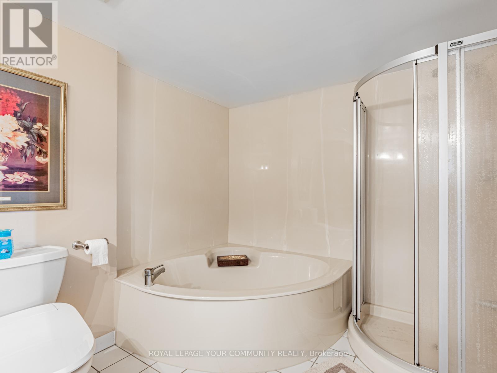 916 - 20 Harding Boulevard W, Richmond Hill, Ontario  L4C 9M3 - Photo 15 - N12075404