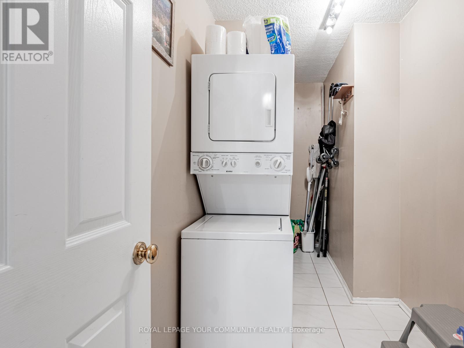 916 - 20 Harding Boulevard W, Richmond Hill, Ontario  L4C 9M3 - Photo 20 - N12075404