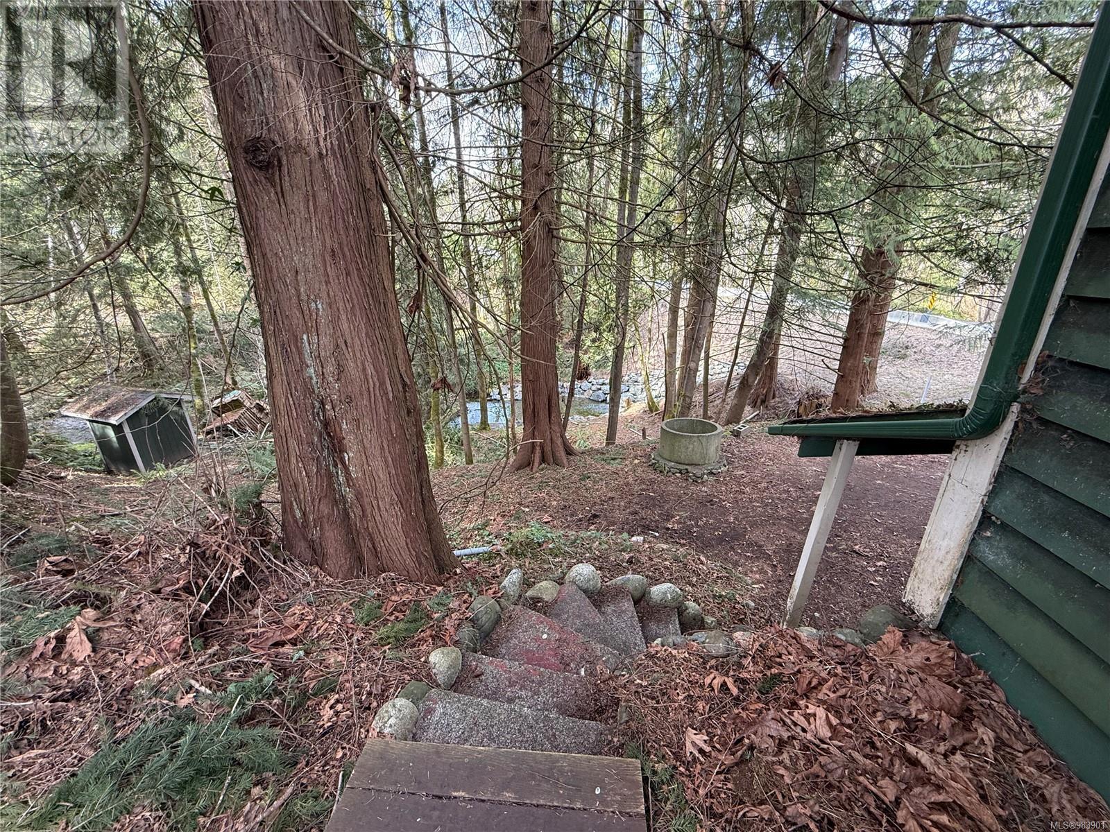 Property at 6756 Doumont Rd image 2