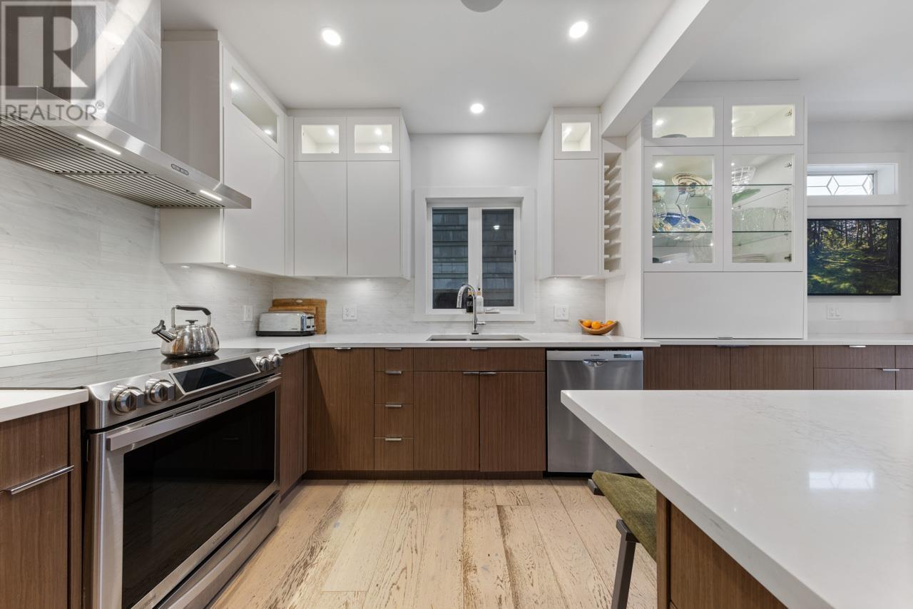 3232 W 6th Avenue, Vancouver, British Columbia  V6K 1X8 - Photo 10 - R2989079