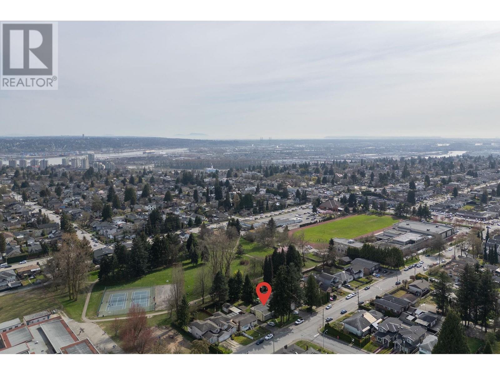 7564 12th Avenue, Burnaby, British Columbia  V3N 2K1 - Photo 7 - R2989099
