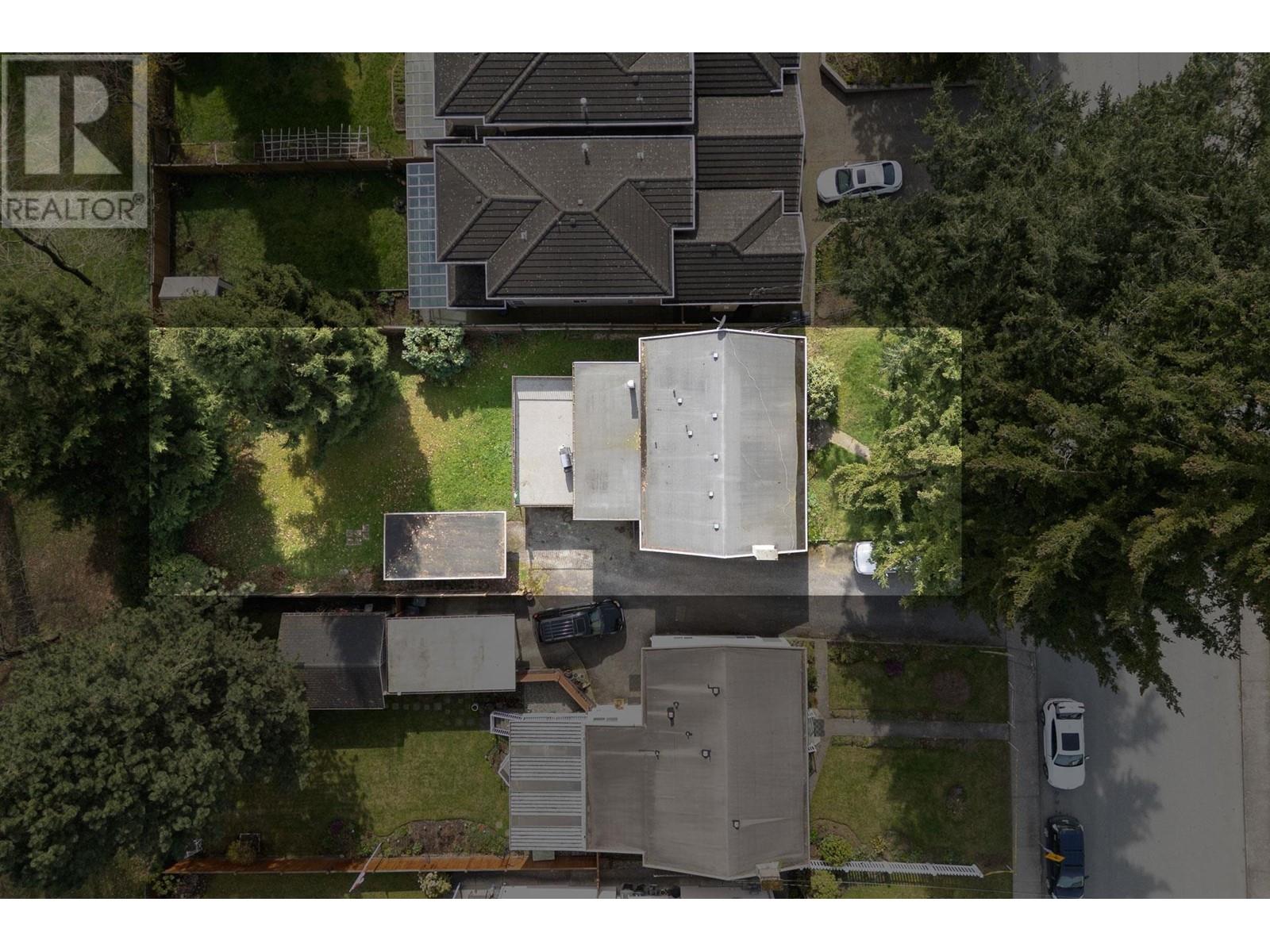 7564 12th Avenue, Burnaby, British Columbia  V3N 2K1 - Photo 9 - R2989099