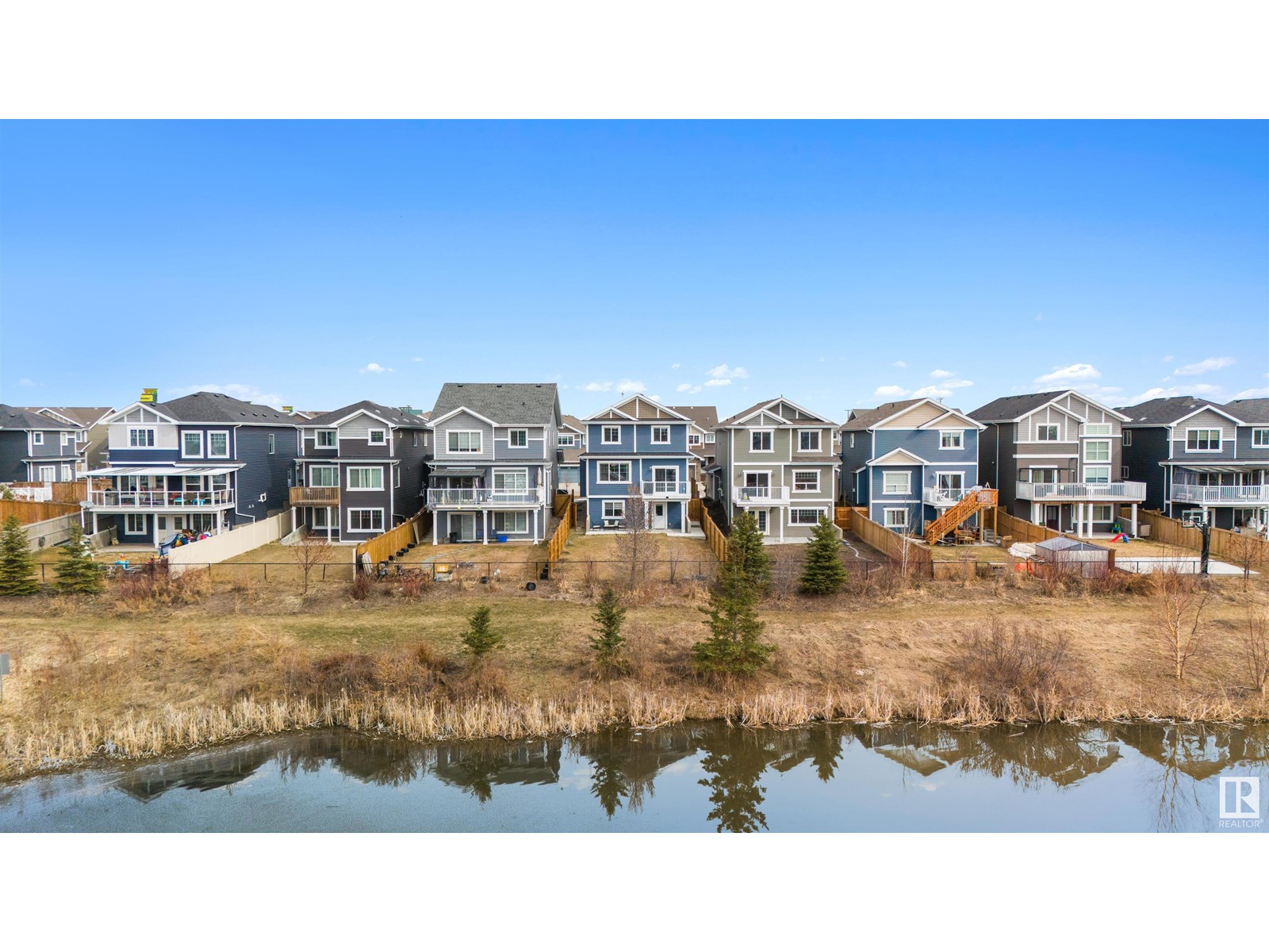 Property at 936 EBBERS CR NW image 3