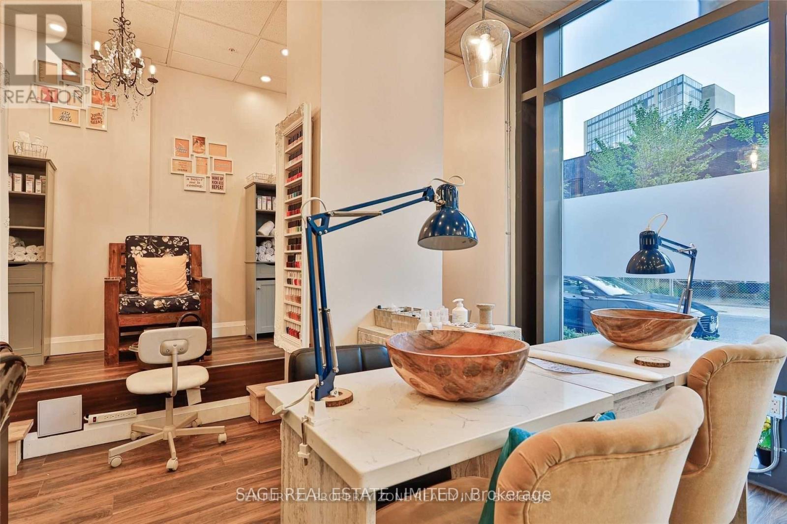 92 Sudbury Street, Toronto, Ontario  M6J 0B7 - Photo 3 - C12074857