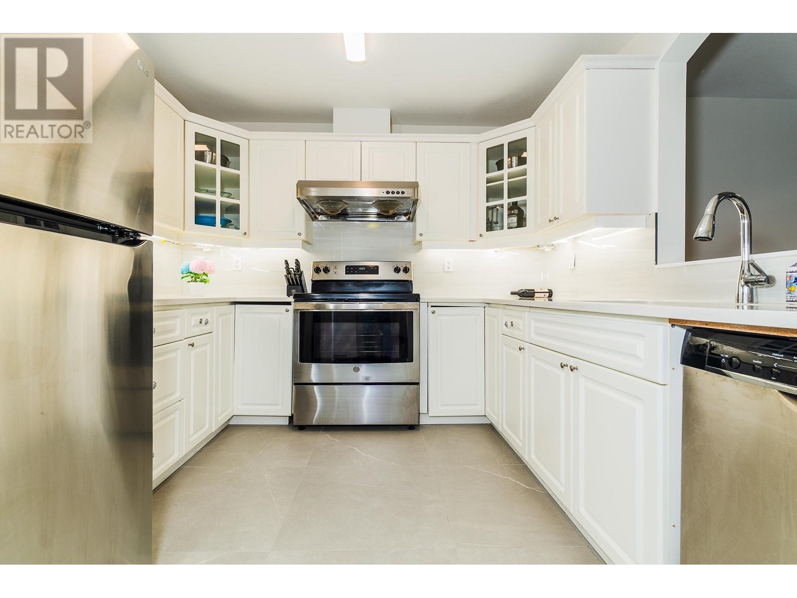 329 5835 Hampton Place, Vancouver, British Columbia  V6T 2G2 - Photo 6 - R2989090