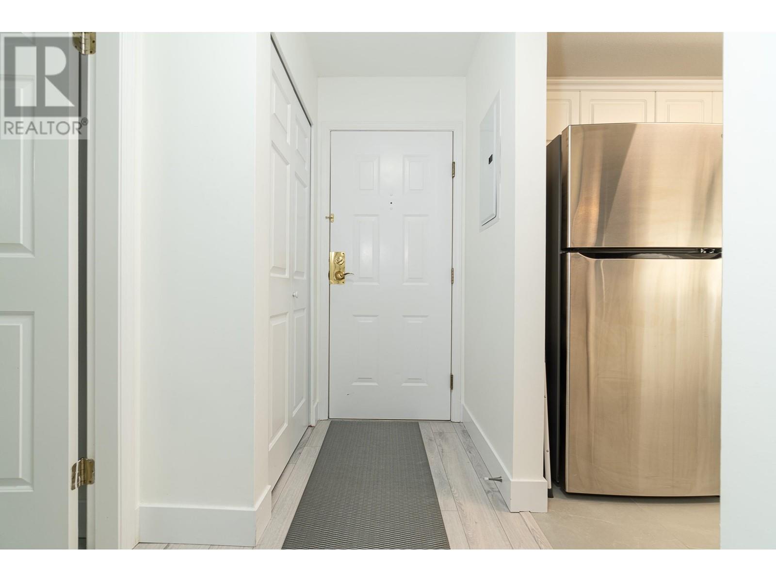 329 5835 Hampton Place, Vancouver, British Columbia  V6T 2G2 - Photo 5 - R2989090