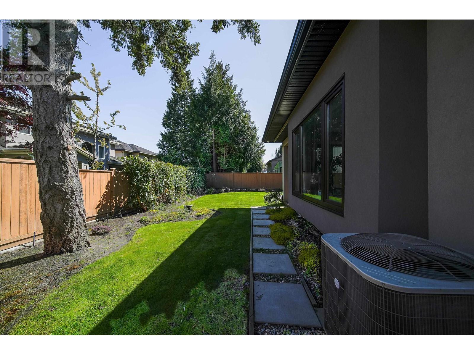 8860 Carmichael Street, Richmond, British Columbia  V6Y 2W4 - Photo 10 - R2987245