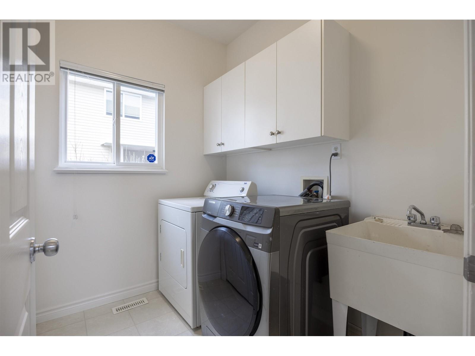 3283 Osborne Street, Port Coquitlam, British Columbia  V3B 8C4 - Photo 34 - R2988066