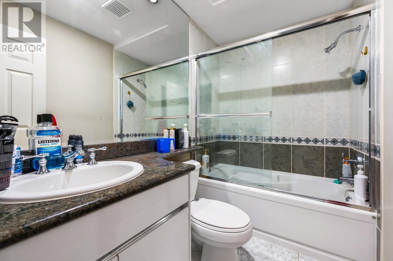 2402 W 19th Avenue, Vancouver, British Columbia  V6L 1C7 - Photo 20 - R2989071