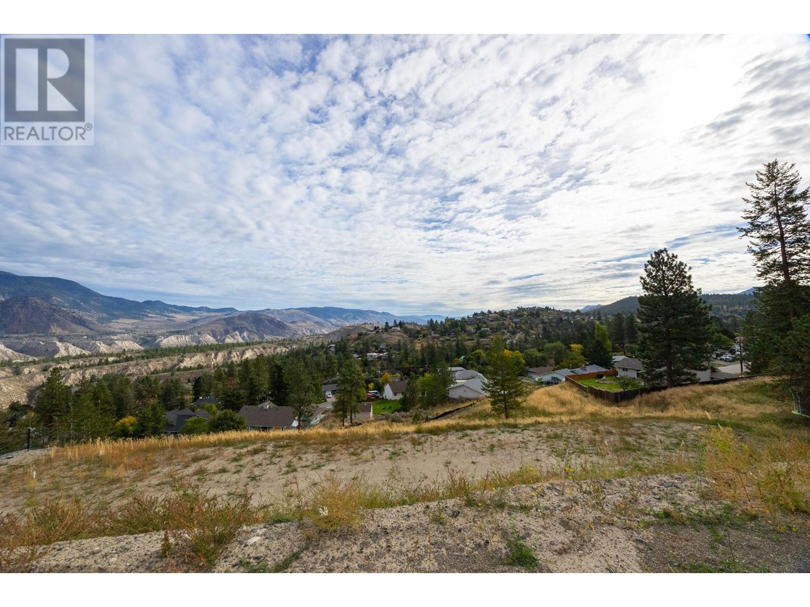 Property at 1170 CRESTWOOD Drive image 3