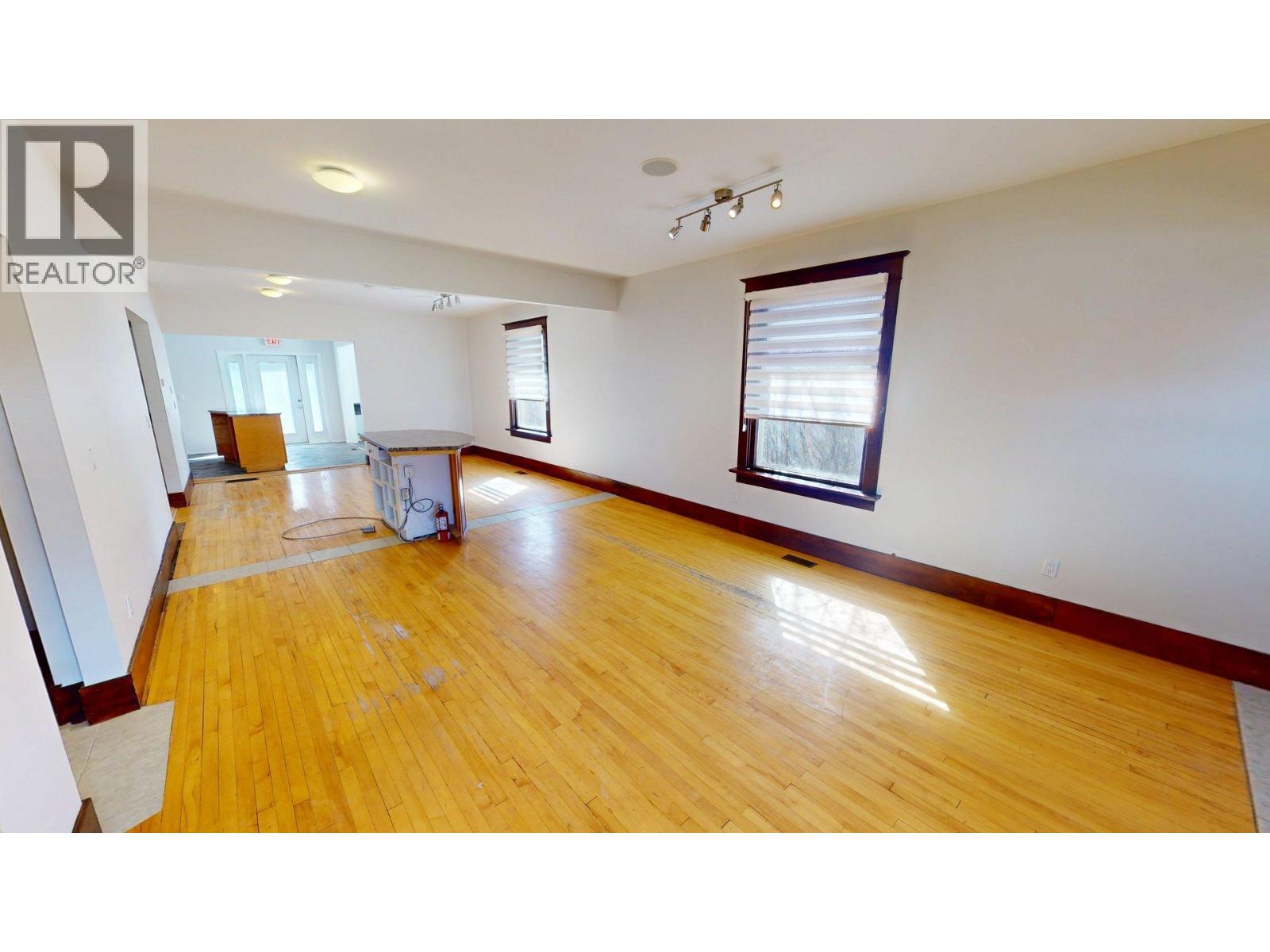 14 12th Avenue S, Cranbrook, British Columbia V1C 2R7 - Photo 5 - 10342759