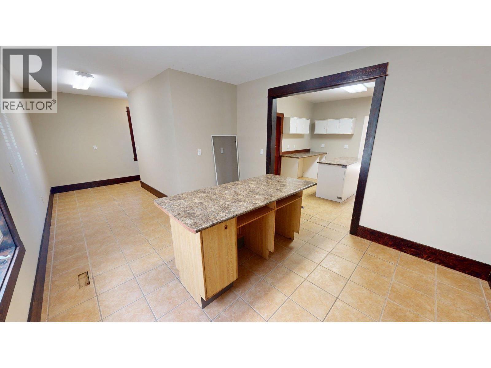 14 12th Avenue S, Cranbrook, British Columbia V1C 2R7 - Photo 14 - 10342759