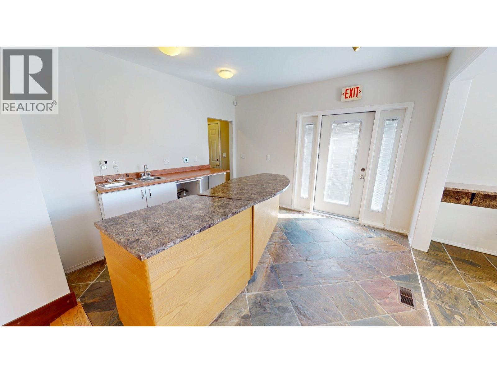 14 12th Avenue S, Cranbrook, British Columbia V1C 2R7 - Photo 18 - 10342759