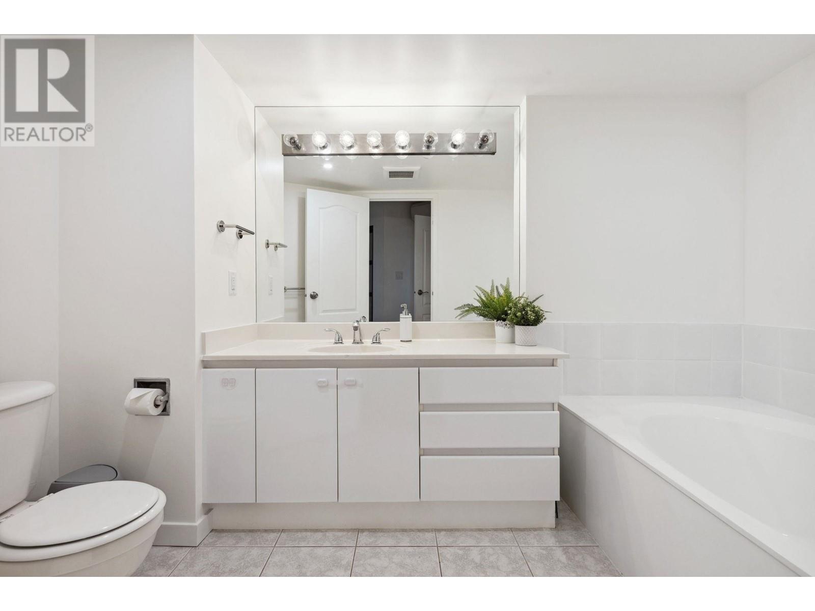 1202 120 W 2nd Street, North Vancouver, British Columbia  V7M 1C3 - Photo 20 - R2988465