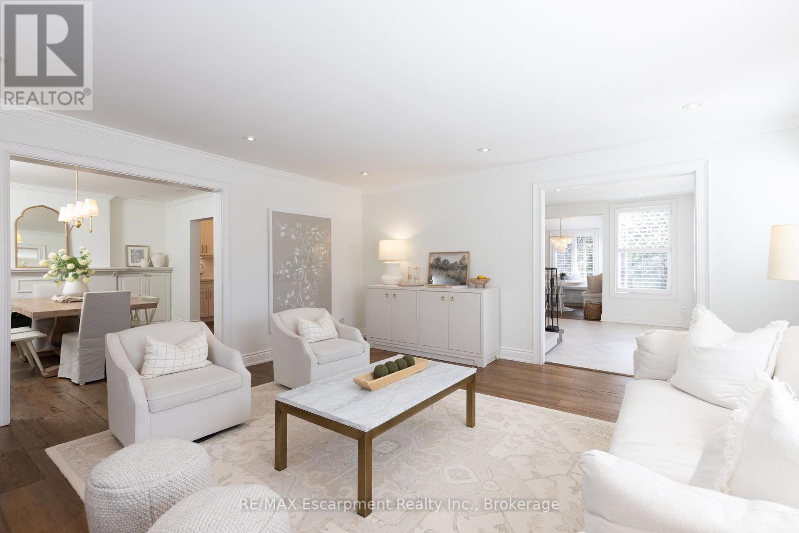 Property at 407 TRAFALGAR ROAD image 5