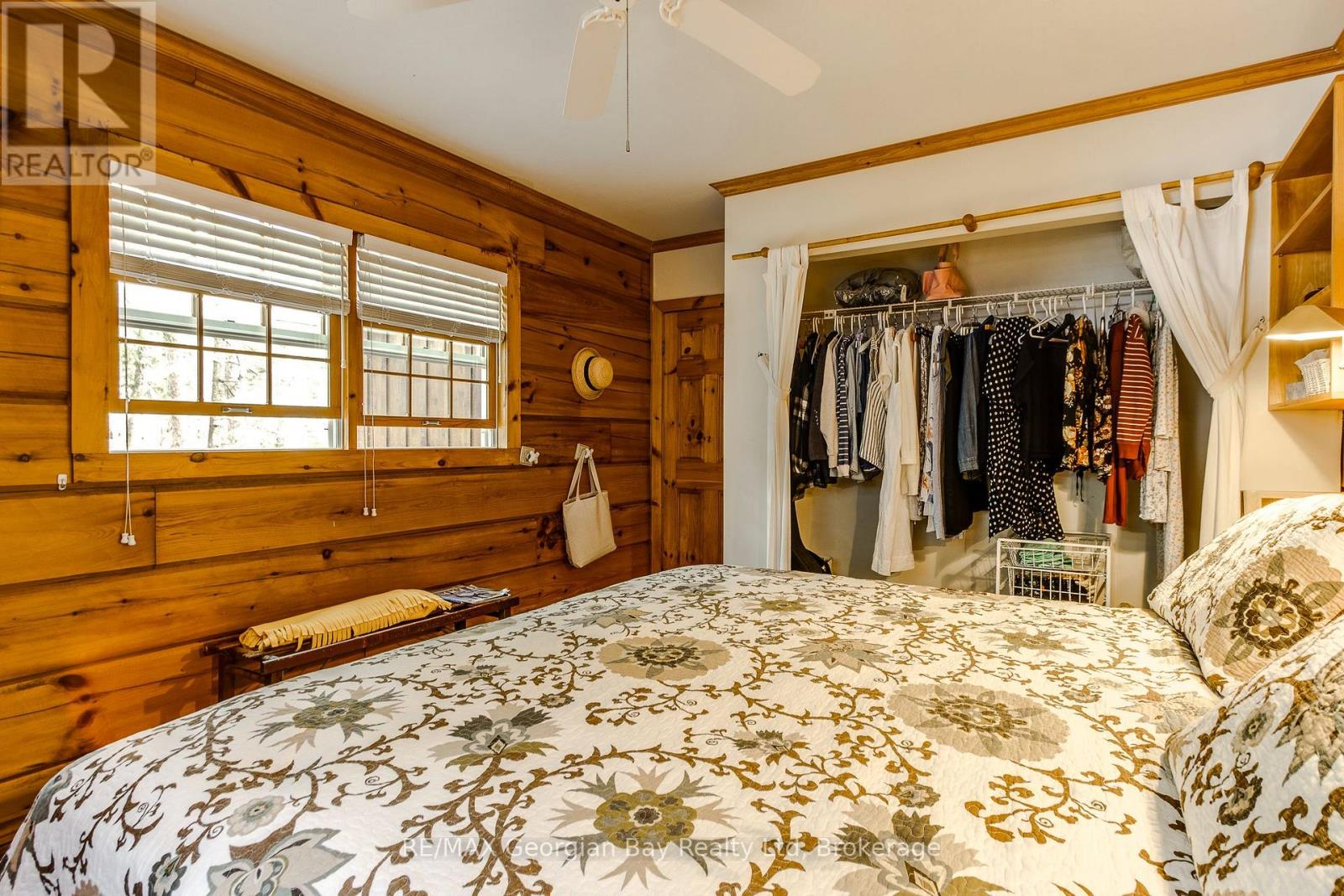 698 Tiny Beaches Road S, Tiny, Ontario  L0L 2T0 - Photo 16 - S12075948