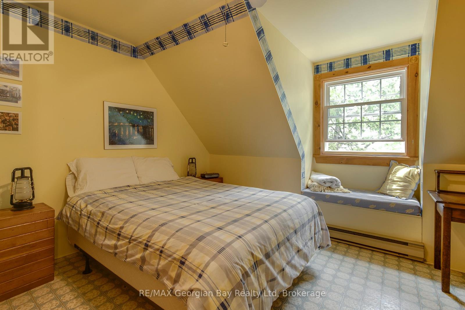 698 Tiny Beaches Road S, Tiny, Ontario  L0L 2T0 - Photo 19 - S12075948