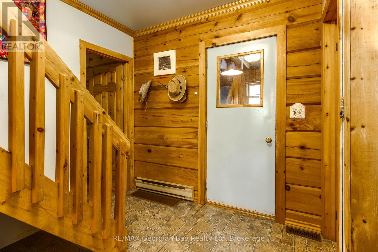 698 Tiny Beaches Road S, Tiny, Ontario  L0L 2T0 - Photo 30 - S12075948