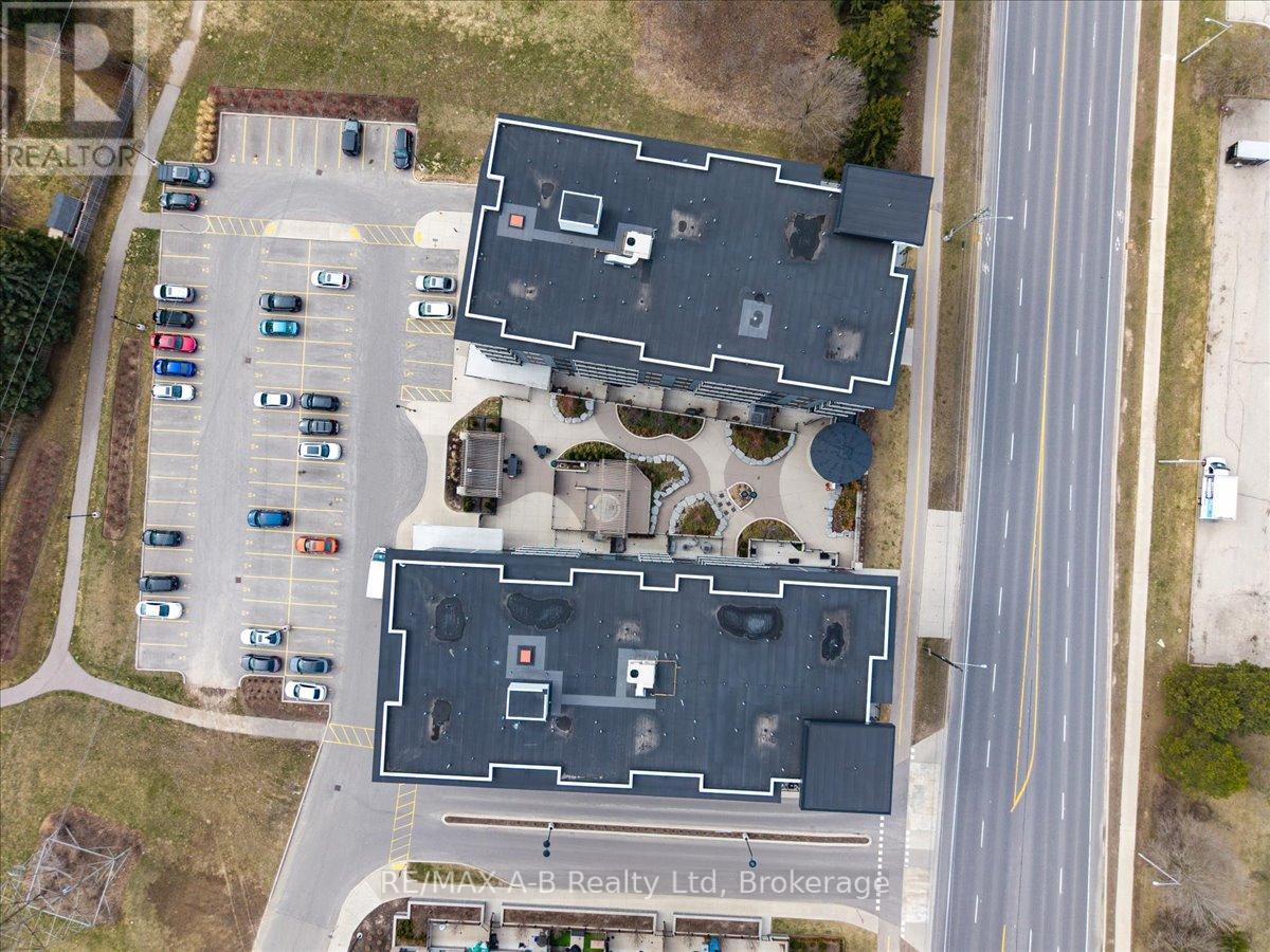 Suite 109b - 247 Northfield Drive E, Waterloo, Ontario  N2K 0H1 - Photo 32 - X12075903