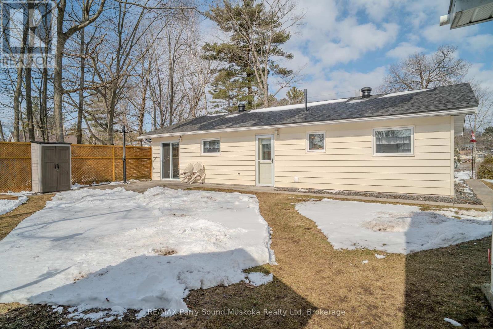 14 Burritt Street, Parry Sound, Ontario  P2A 1N6 - Photo 25 - X12075942