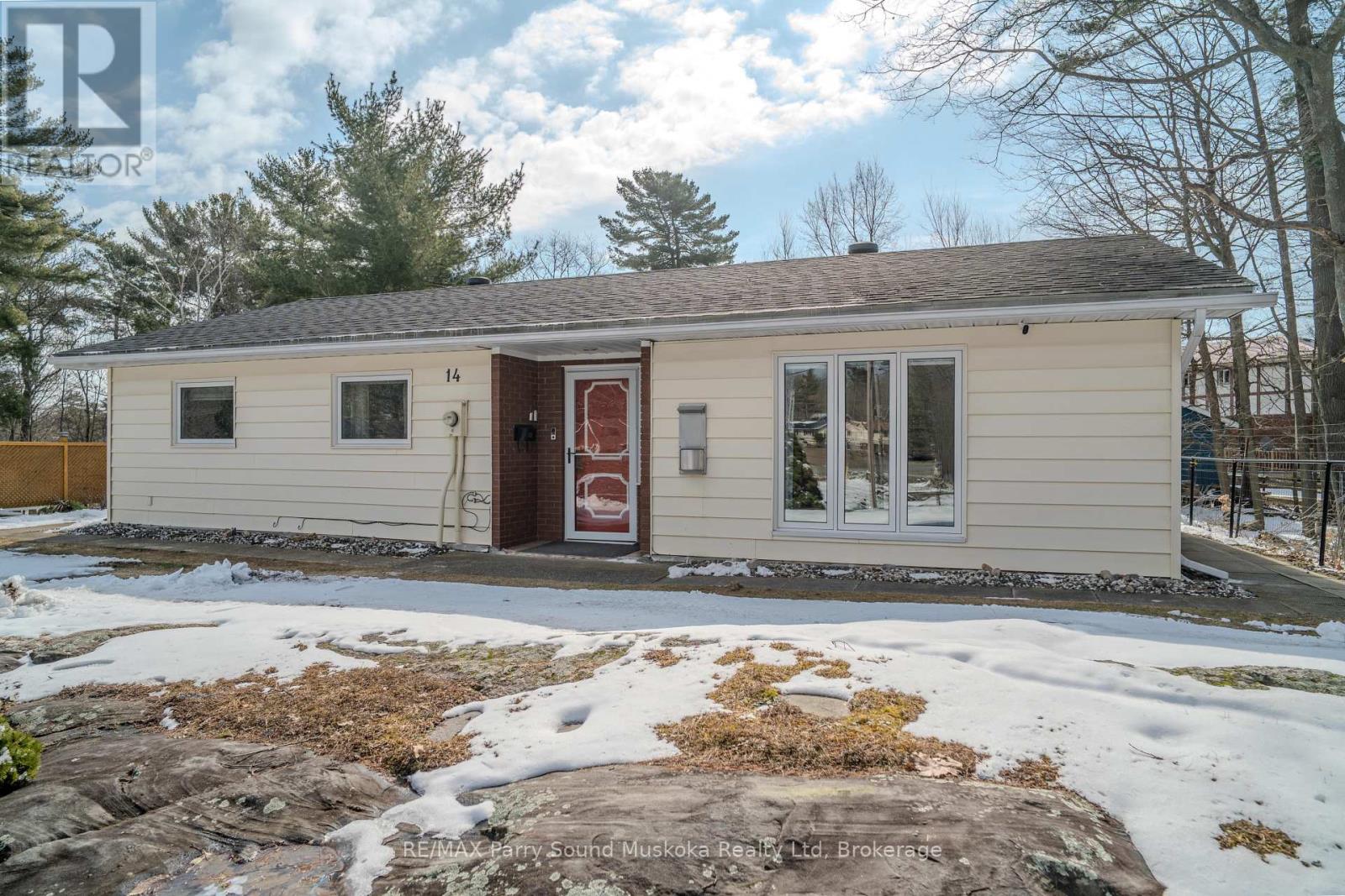14 Burritt Street, Parry Sound, Ontario  P2A 1N6 - Photo 26 - X12075942