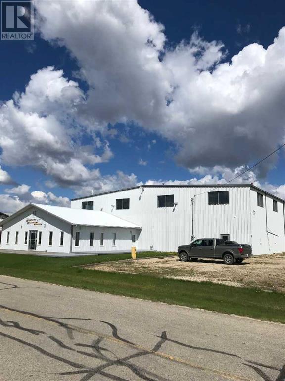 12404 111th Avenue, Grande Prairie, Alberta  T8V 7Z4 - Photo 2 - A2063835